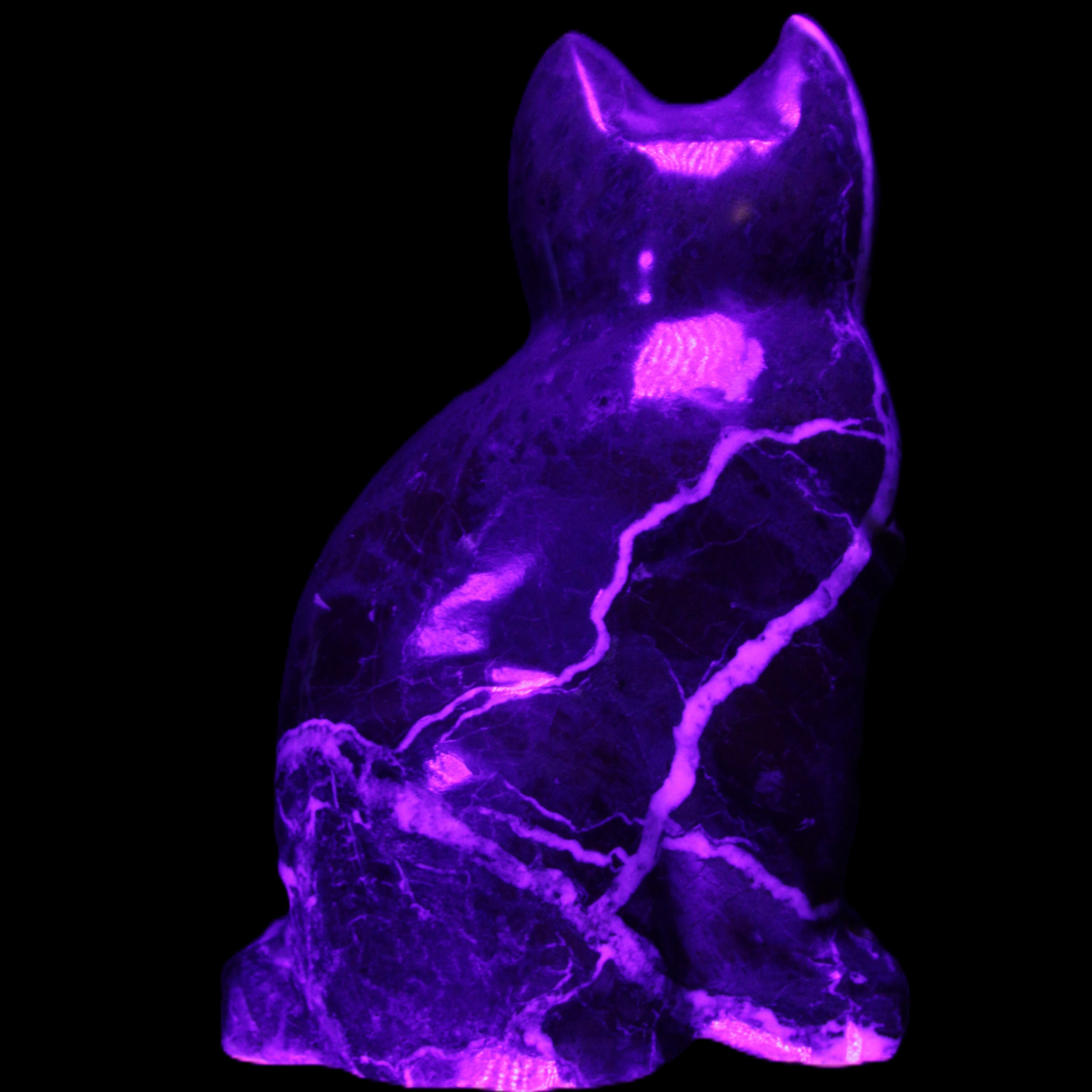 Marble hand-carved Cat 88*58*130mm 801g in UV light - Rocks and Things Store