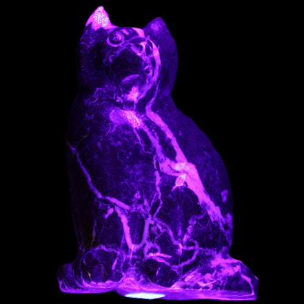 Marble hand-carved Cat 88*58*130mm 801g in UV light - Rocks and Things Store