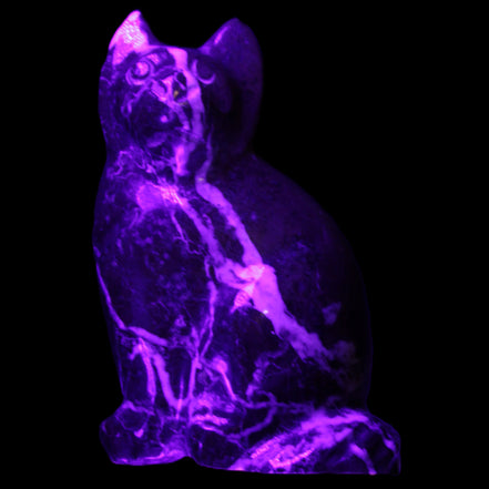 Marble hand-carved Cat 88*58*130mm 801g in UV light - Rocks and Things Store