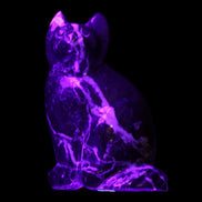 Marble hand-carved Cat 88*58*130mm 801g in UV light - Rocks and Things Store