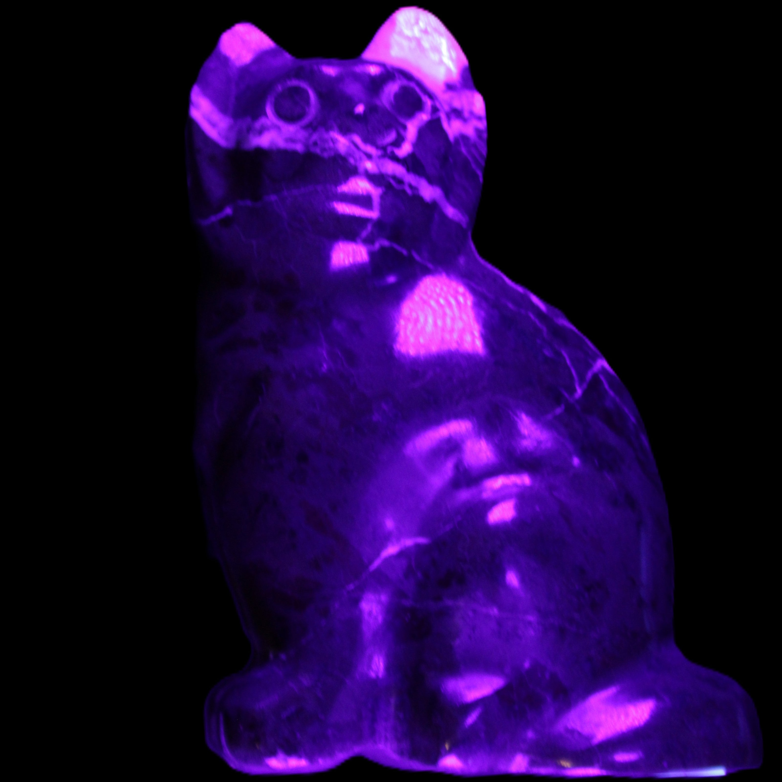 Marble hand-carved Cat 88*58*130mm 676g in UV light - Rocks and Things Store