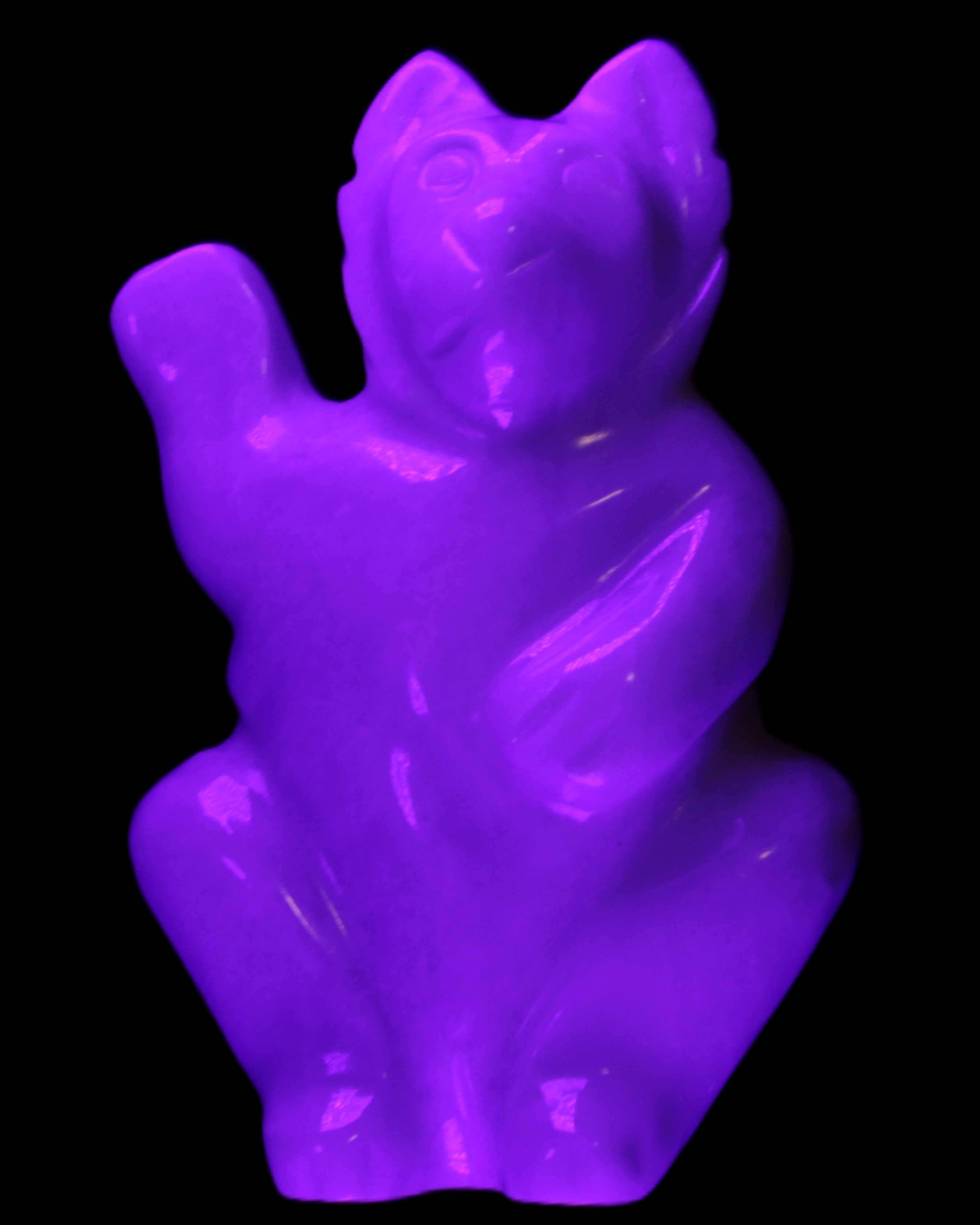 White Jade hand-carved Cat 84*47*135mm 718g in UV light - Rocks and Things Store