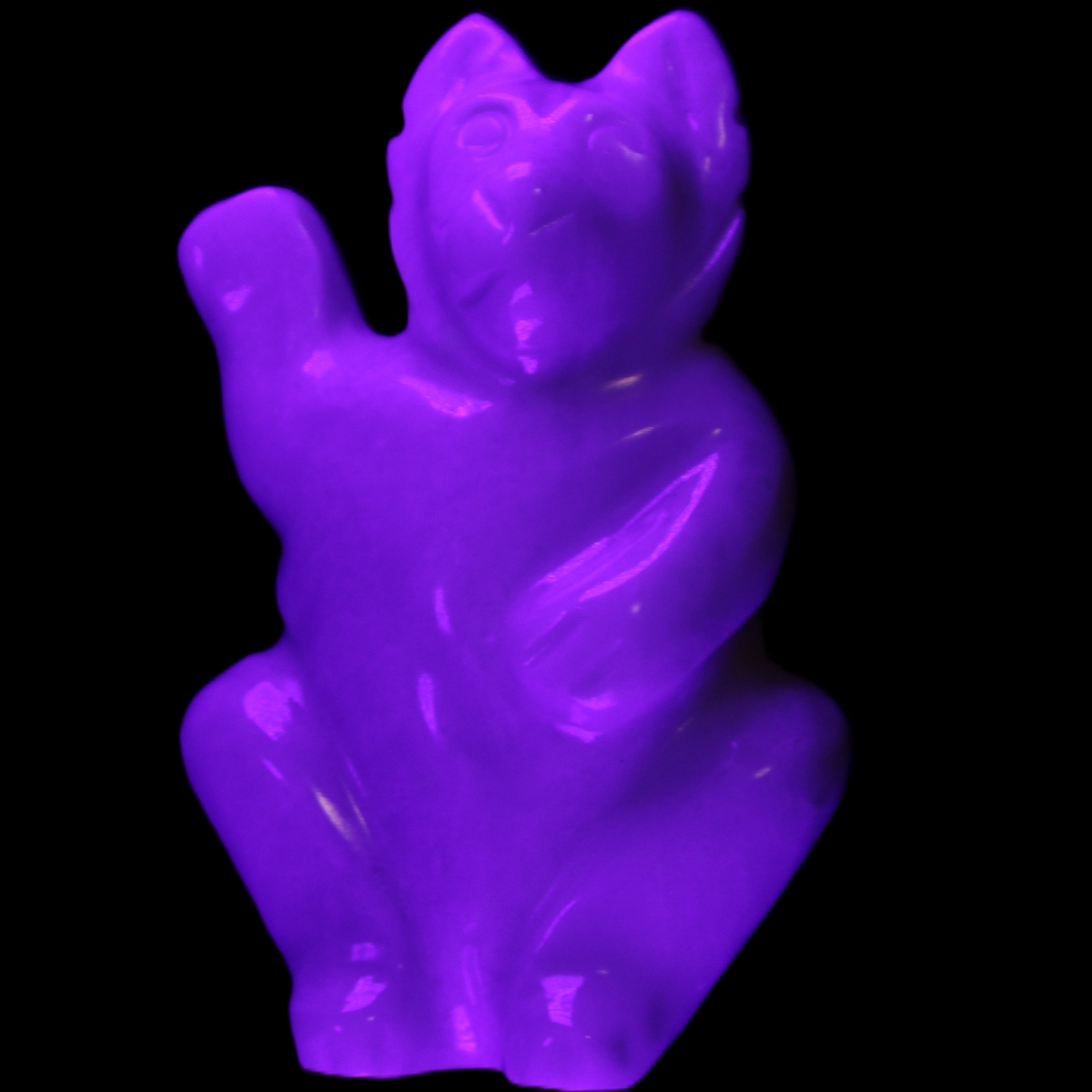 White Jade hand-carved Cat 84*47*135mm 718g in UV light - Rocks and Things Store