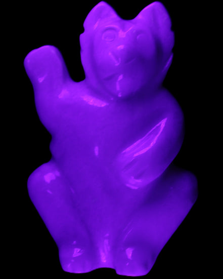 White Jade hand-carved Cat 84*47*135mm 718g in UV light - Rocks and Things Store