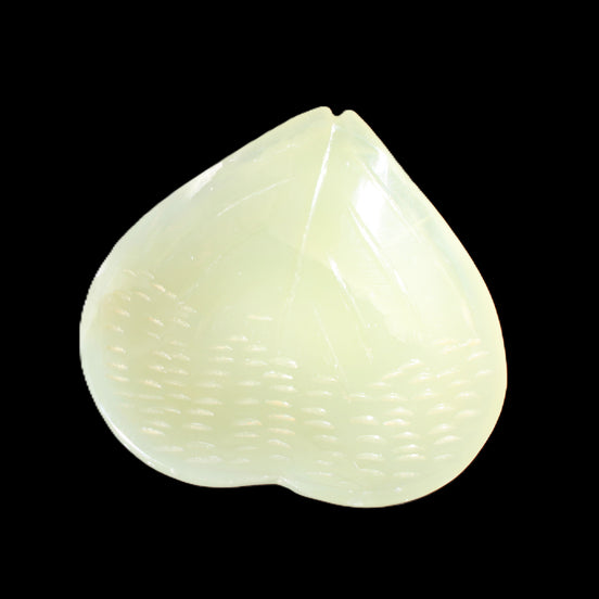 Afghan Jade hand-carved heart-shaped dish 110*114*30mm 283g in sunlight - Rocks and Things Store