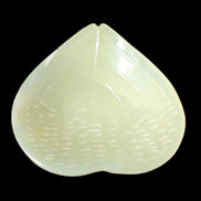 Afghan Jade hand-carved heart-shaped dish 110*114*30mm 283g in sunlight - Rocks and Things Store