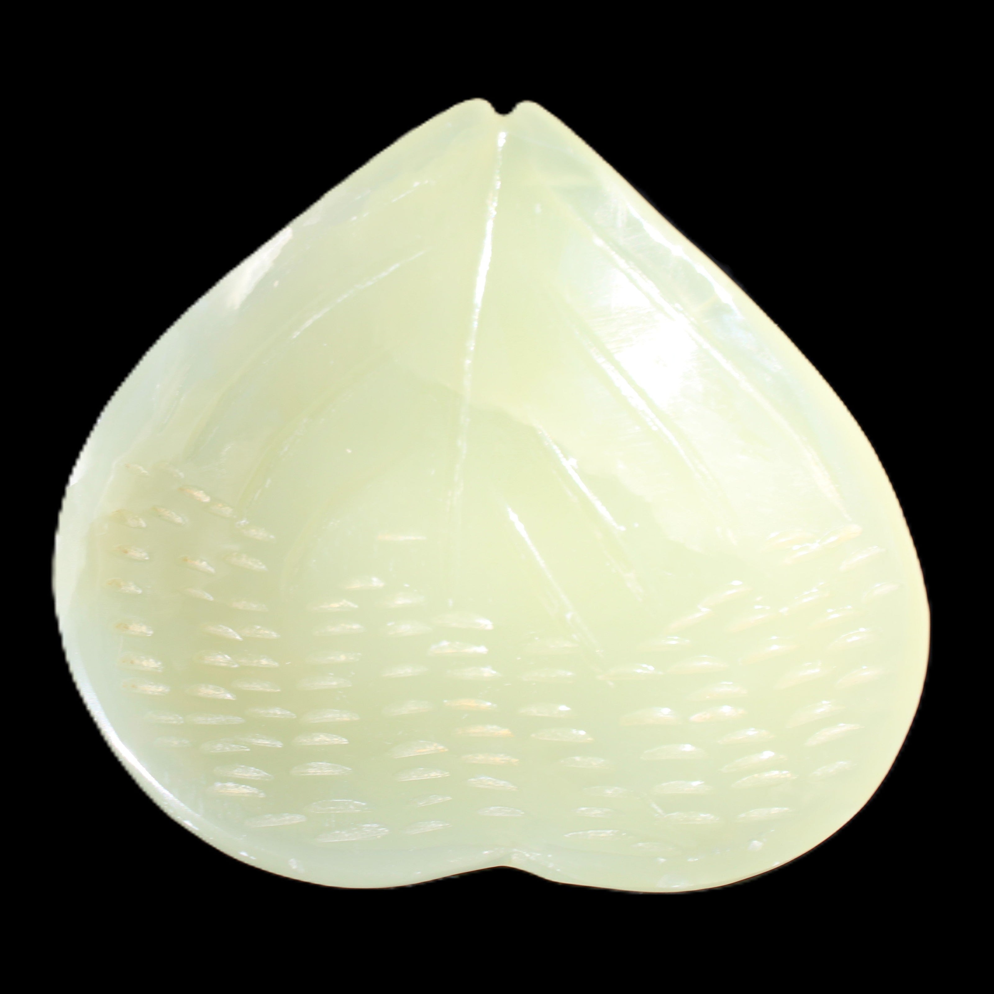 Afghan Jade hand-carved heart-shaped dish 110*114*30mm 283g in sunlight - Rocks and Things Store