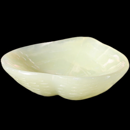 Afghan Jade hand-carved heart-shaped dish 110*114*30mm 283g in sunlight - Rocks and Things Store