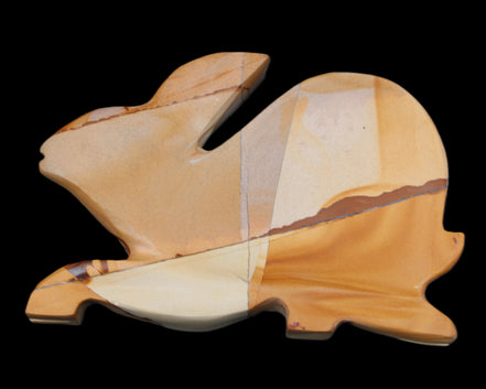 Teakwood marble hand-carved Rabbit 155*105*25mm 571g in sunlight - Rocks and Things Store