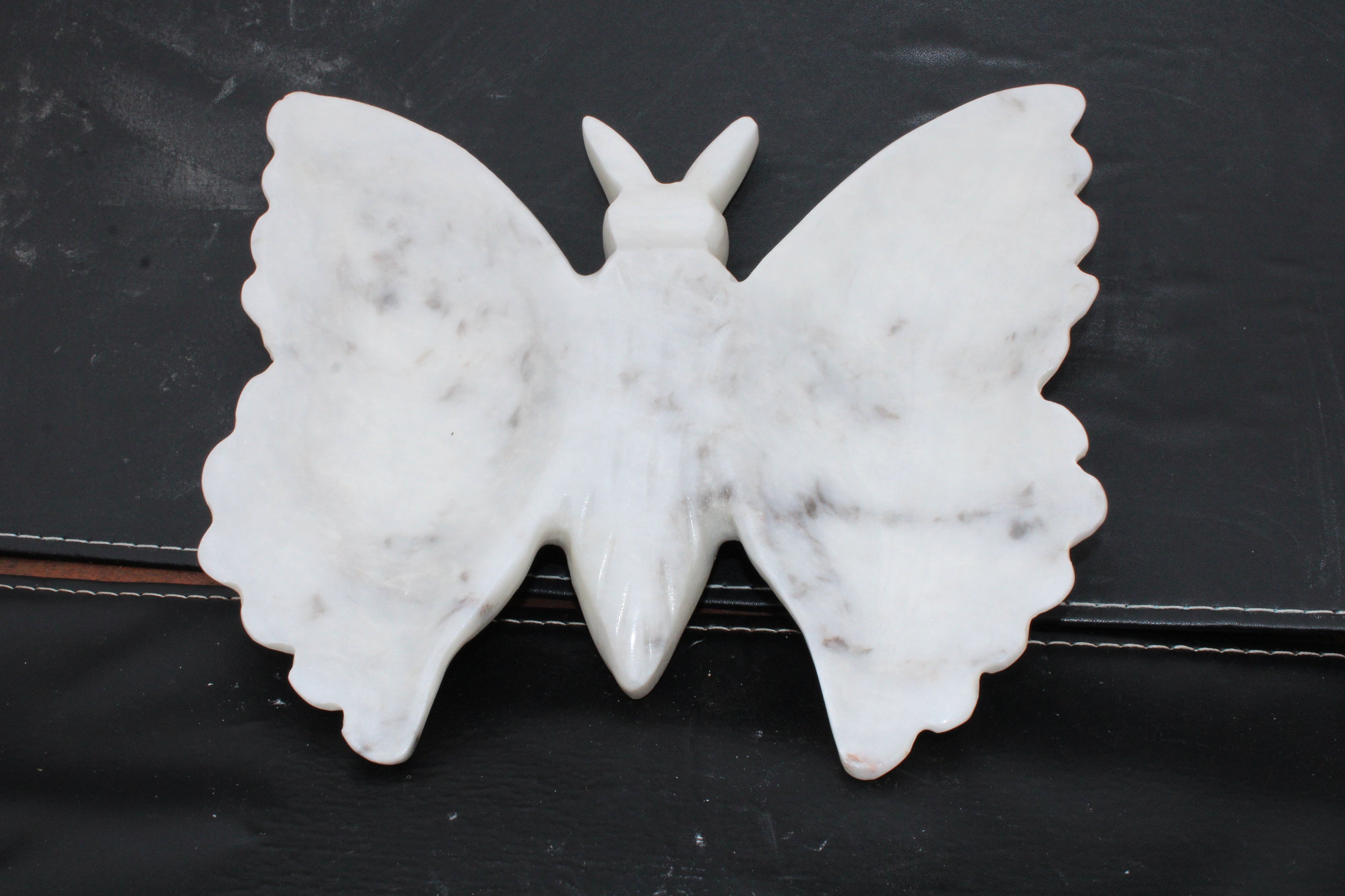 White Jade hand-carved dual platter Butterfly 203*27*185mm 981g in sunlight - Rocks and Things Store