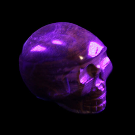 BumbleBee Banded Calcite skull 35*47*39mm 112g in UV light - Rocks and Things Store