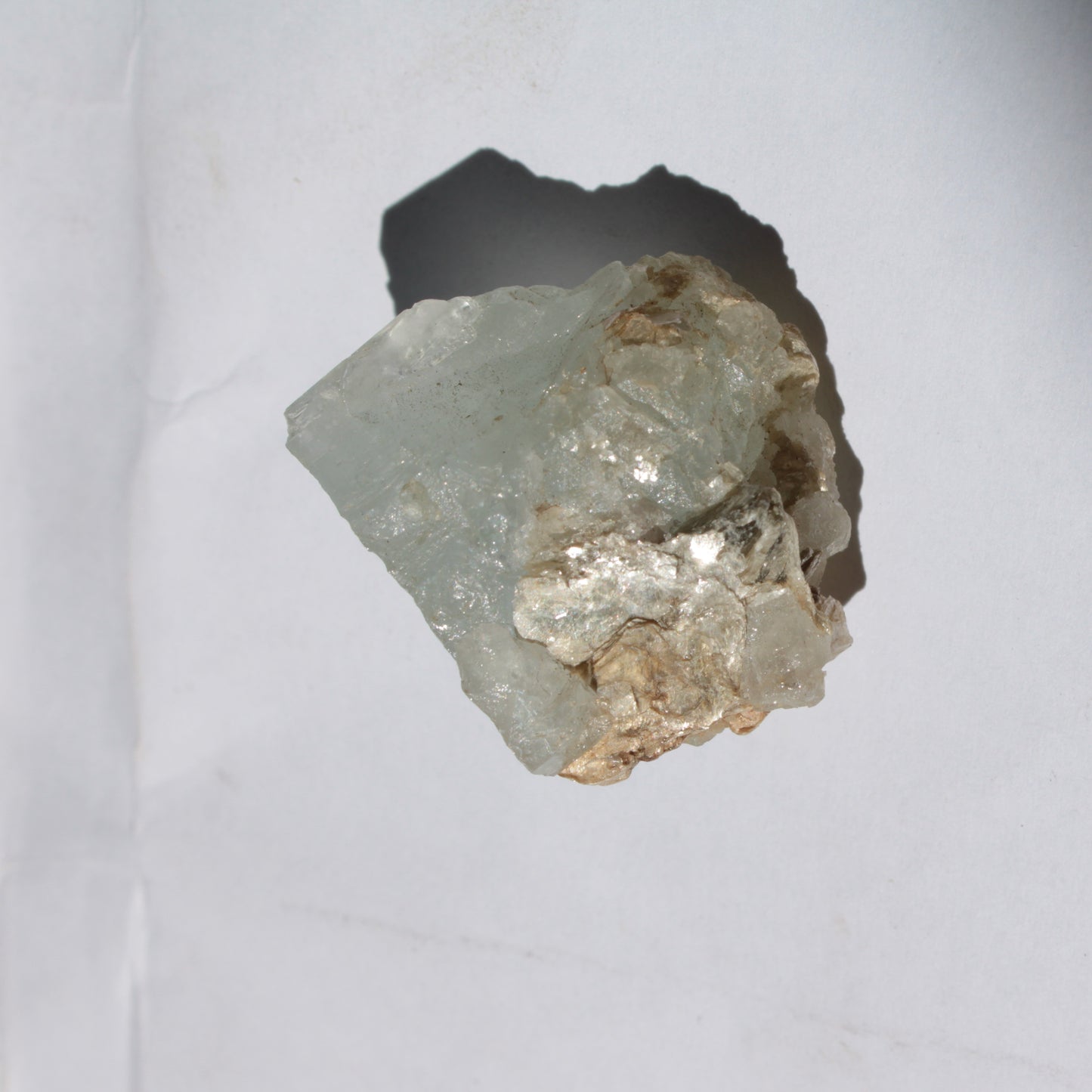 Blue Aquamarine crystal 19.9g