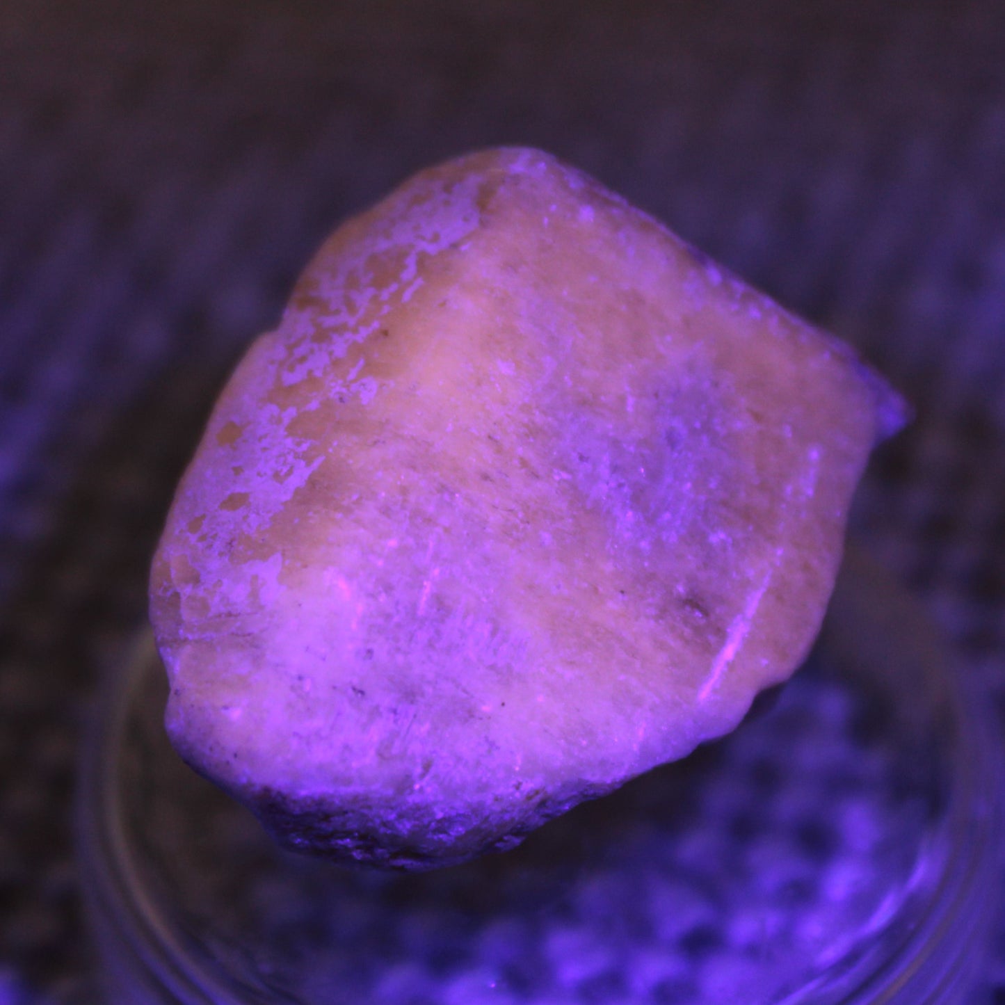 Yellow crystal Apatite with pink faces UV reactive from Afghanistan 115.6ct 23.1g