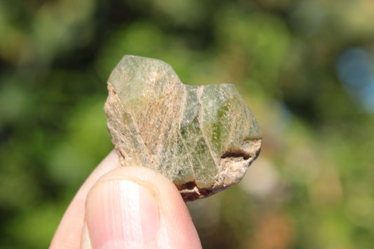 Green Peridot crystal - Pakistan 70.7ct 14.1g SALE