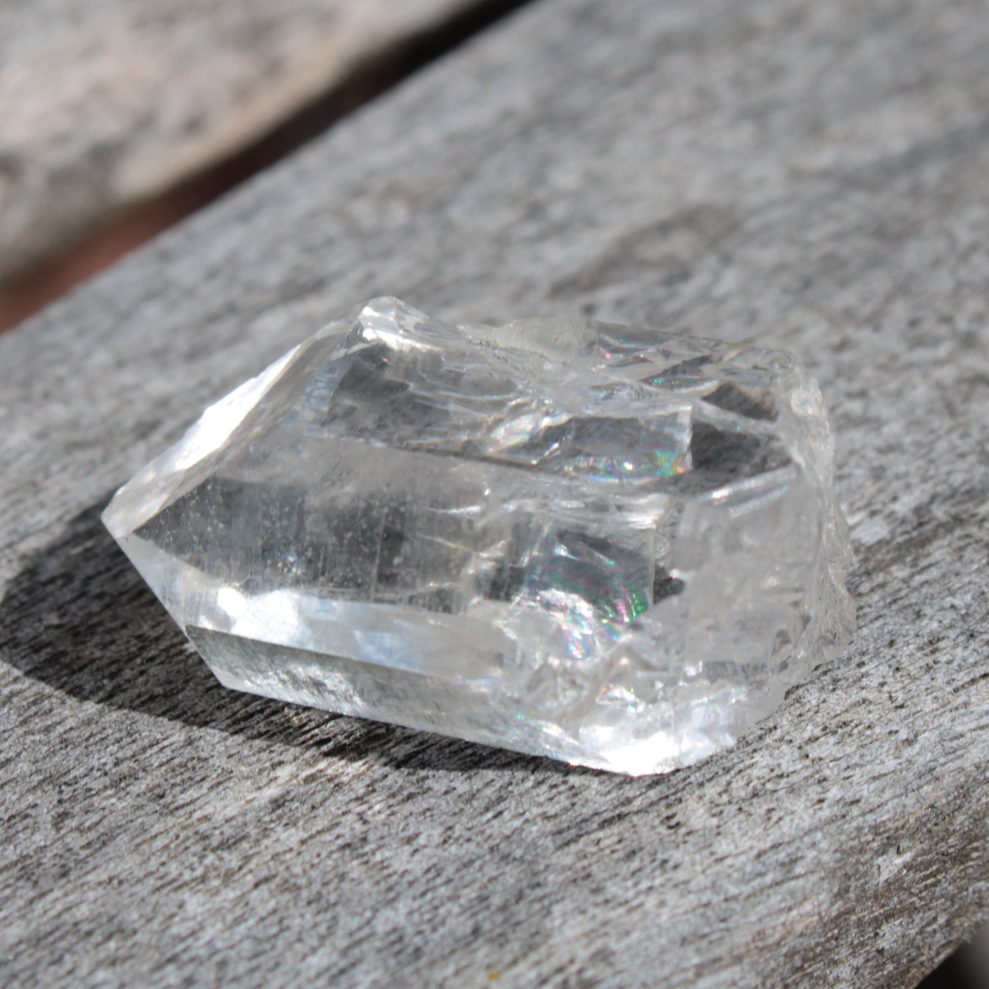 Quartz rainbow imprint crystal from Skardu, Pakistan 45ct 9g Rocks and Things