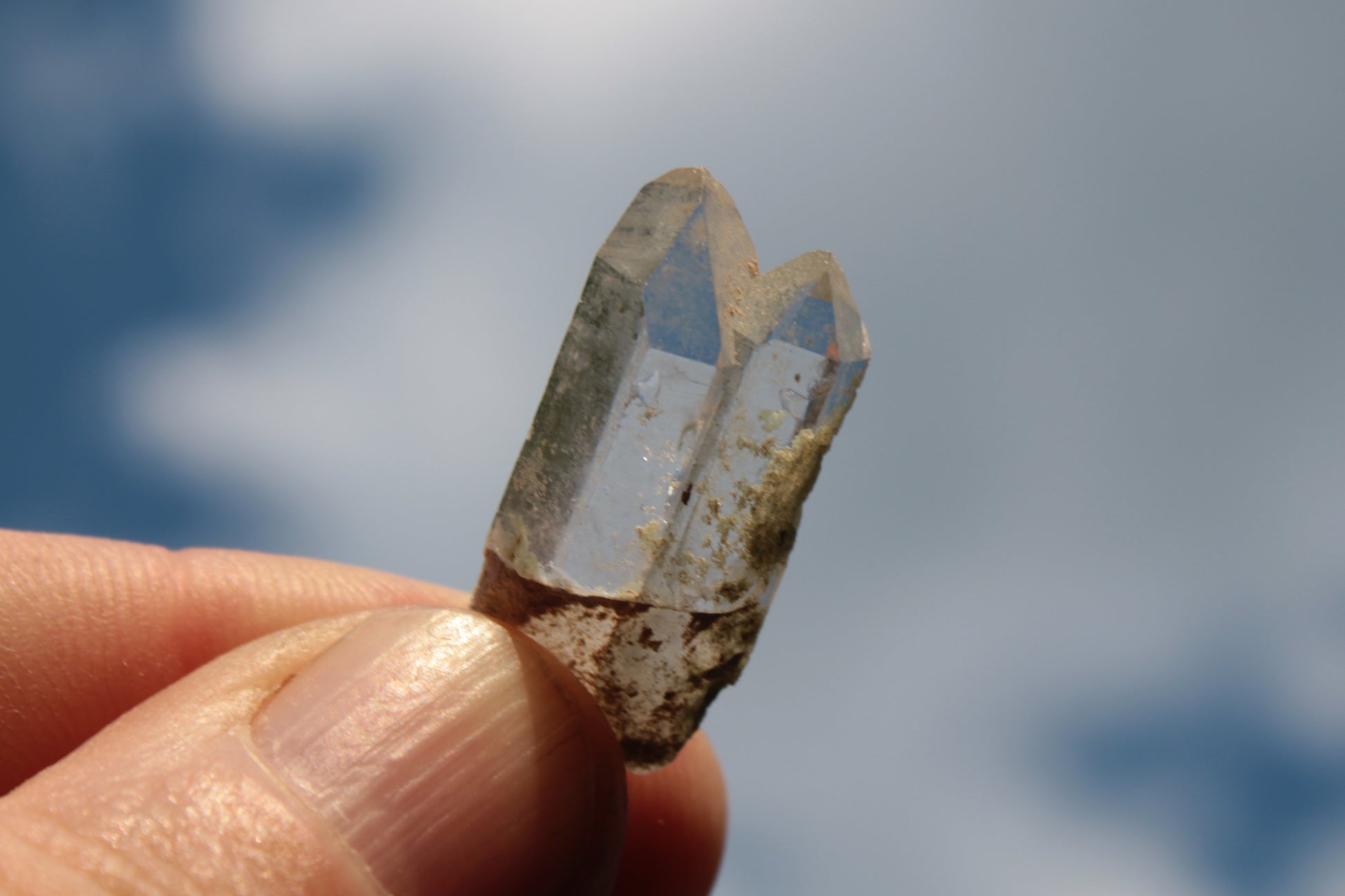 Non-identical Twinned Quartz, paired Yin Yang and Imprinted with Chlorite from Skardu 4.4g Rocks and Things