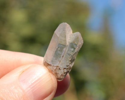 Non-identical Twinned Quartz, paired Yin Yang and Imprinted with Chlorite from Skardu 4.4g Rocks and Things