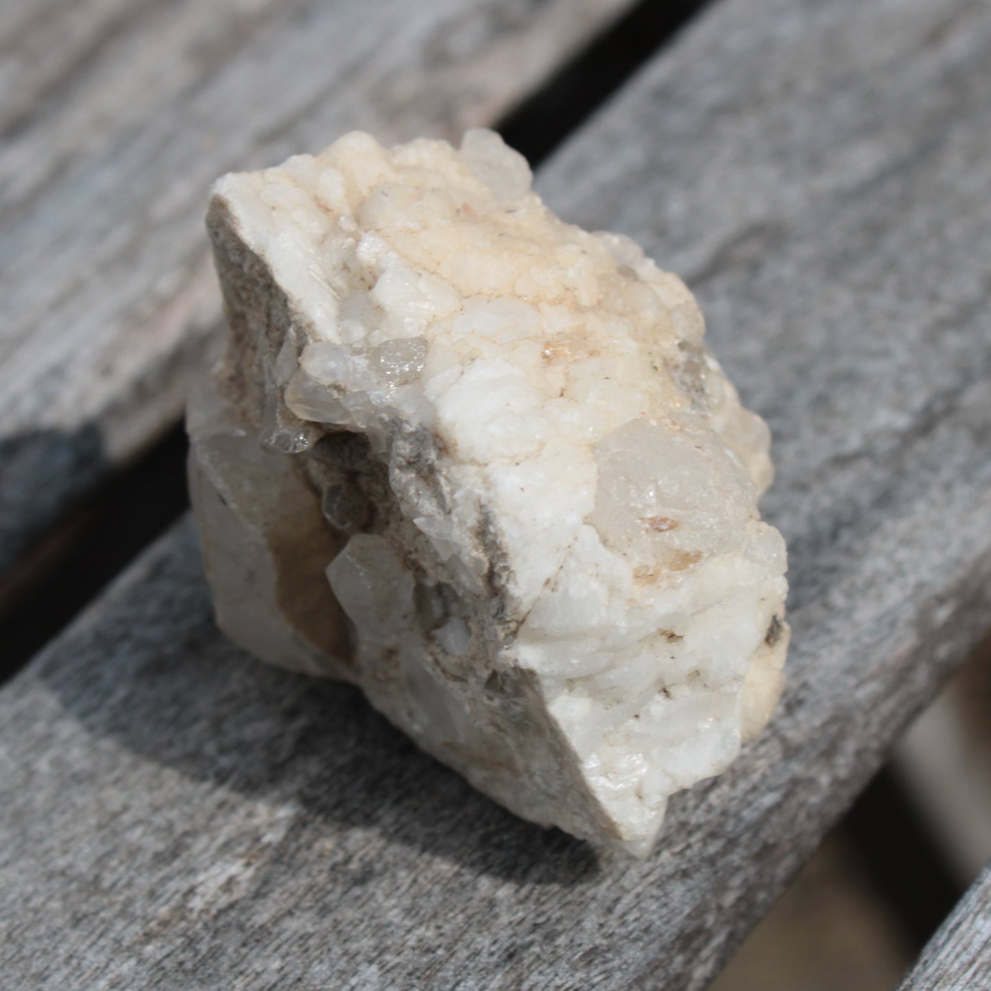 Quartz crystals in Calcite matrix from Pakistan 313.8ct 62.8g