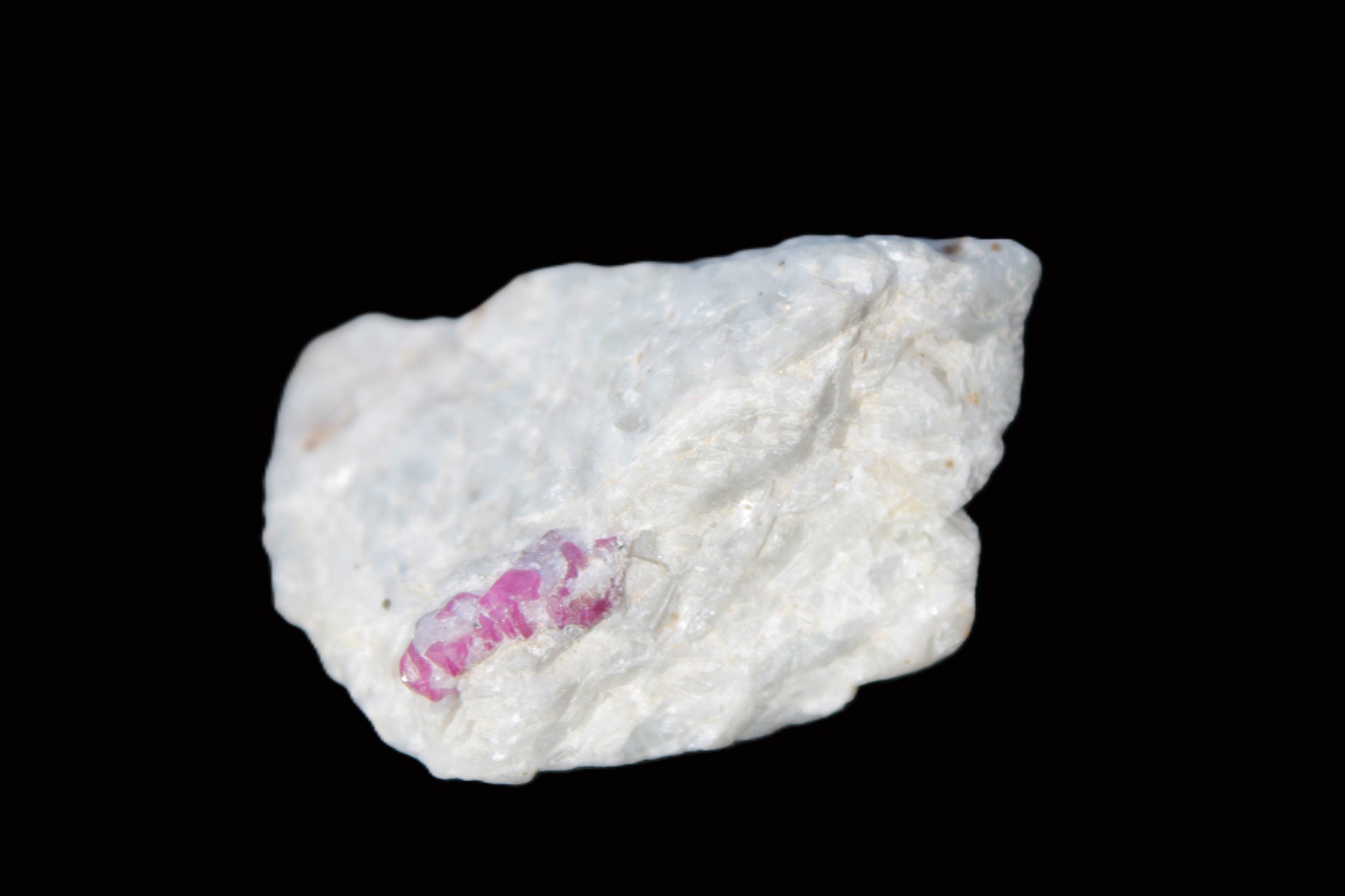 Ruby UV reactive with Muscovite in Marble 31.9g Rocks and Things