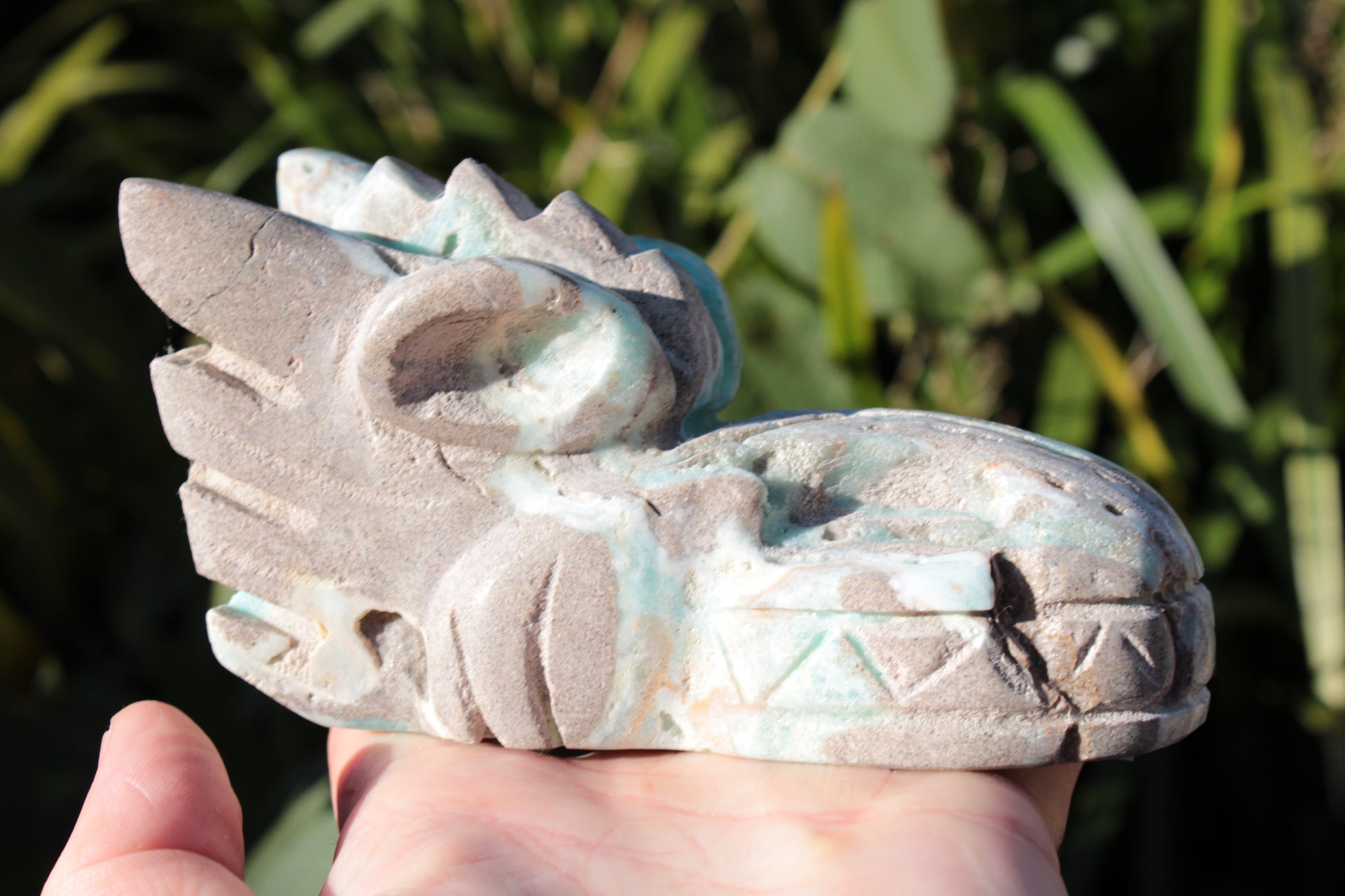 Caribbean Calcite hand-carved dragon's head 675g Rocks and Things