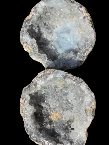 Druzy and botryoidal Chalcedony-Quartz geode 149g Rocks and Things