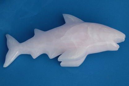 Mangano Calcite hand-carved shark 687g Rocks and Things