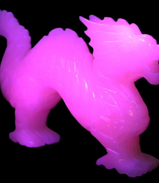 Mangano Calcite hand-carved Dragon 952g Rocks and Things