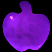 Mangano Calcite apple 37.8g in UV light