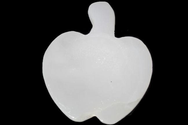 Mangano Calcite hand-carved apple 62-68g Rocks and Things