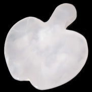 Mangano Calcite hand-carved apple 62-68g Rocks and Things