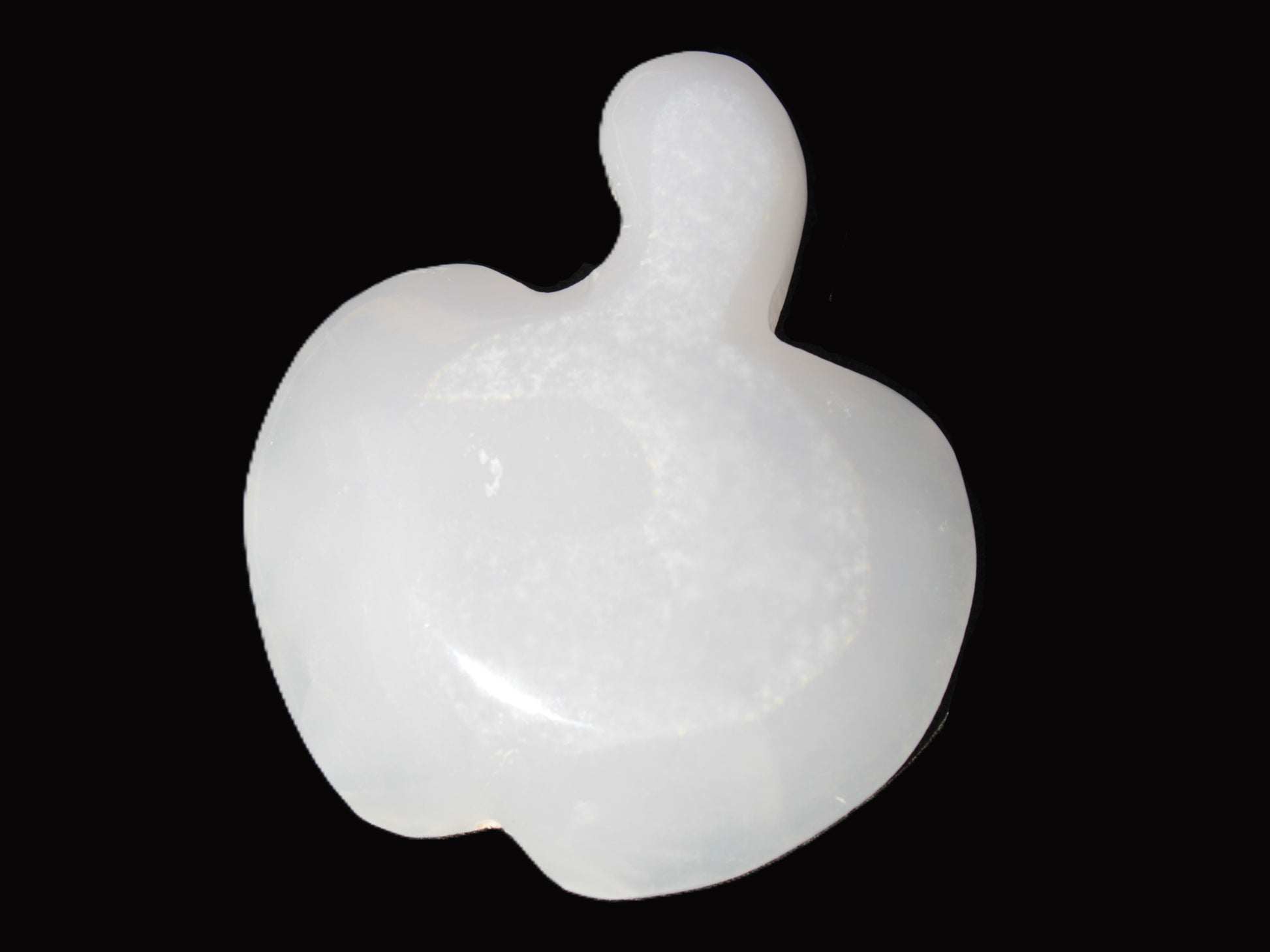 Mangano Calcite hand-carved apple 50-59g Rocks and Things