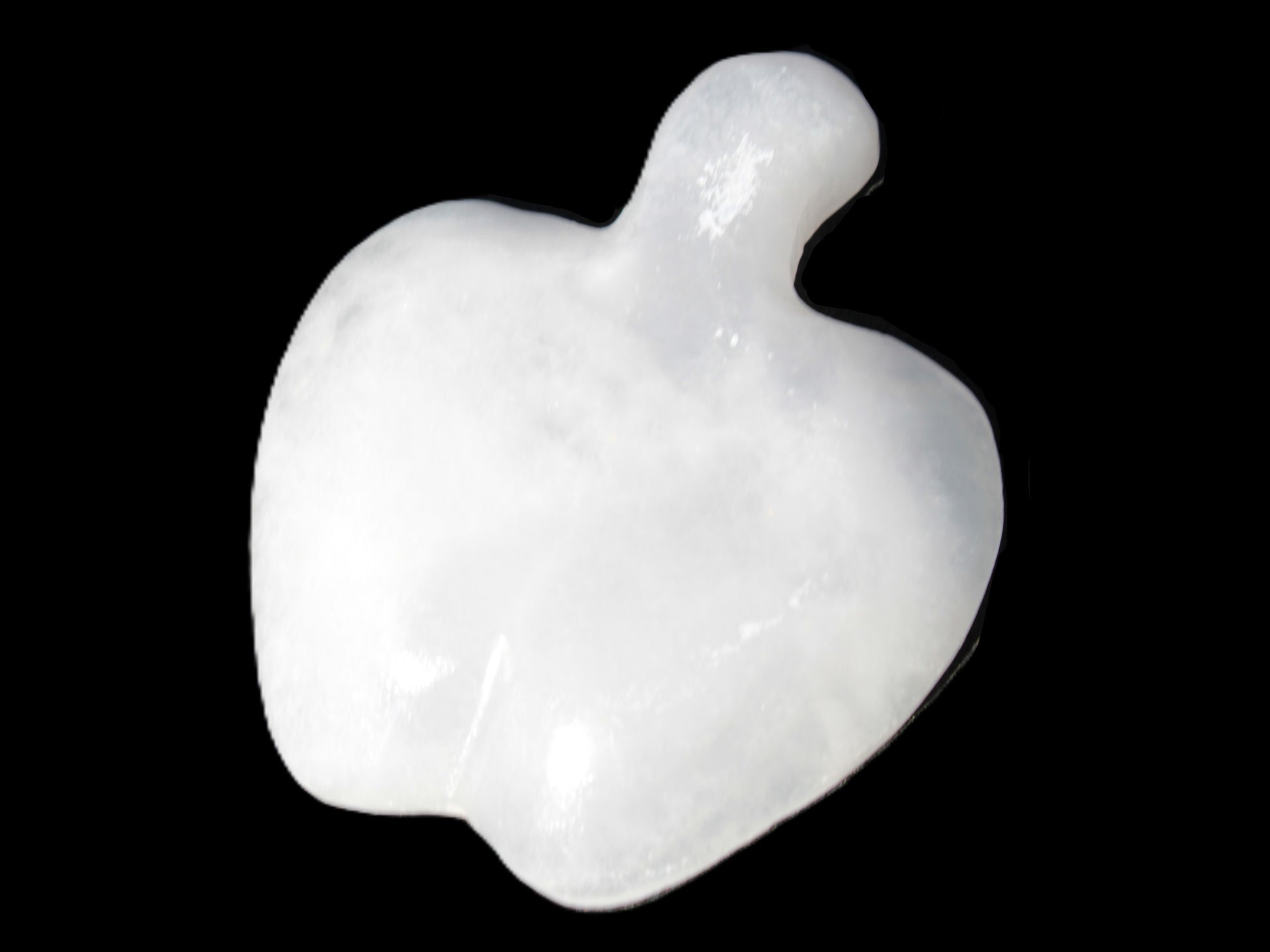 Mangano Calcite hand-carved apple 41-49g Rocks and Things