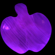 Mangano Calcite hand-carved apple 41-49g Rocks and Things