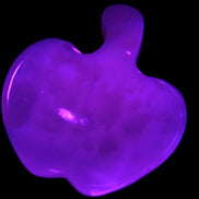 Mangano Calcite hand-carved apple 41-49g Rocks and Things