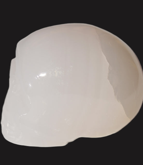 Mangano Calcite skull 42*55*54mm 190.5g Rocks and Things Store