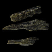 Long blade Epidote 3 crystals 69.7ct  13.9g in sunshine - Rocks and Things Store