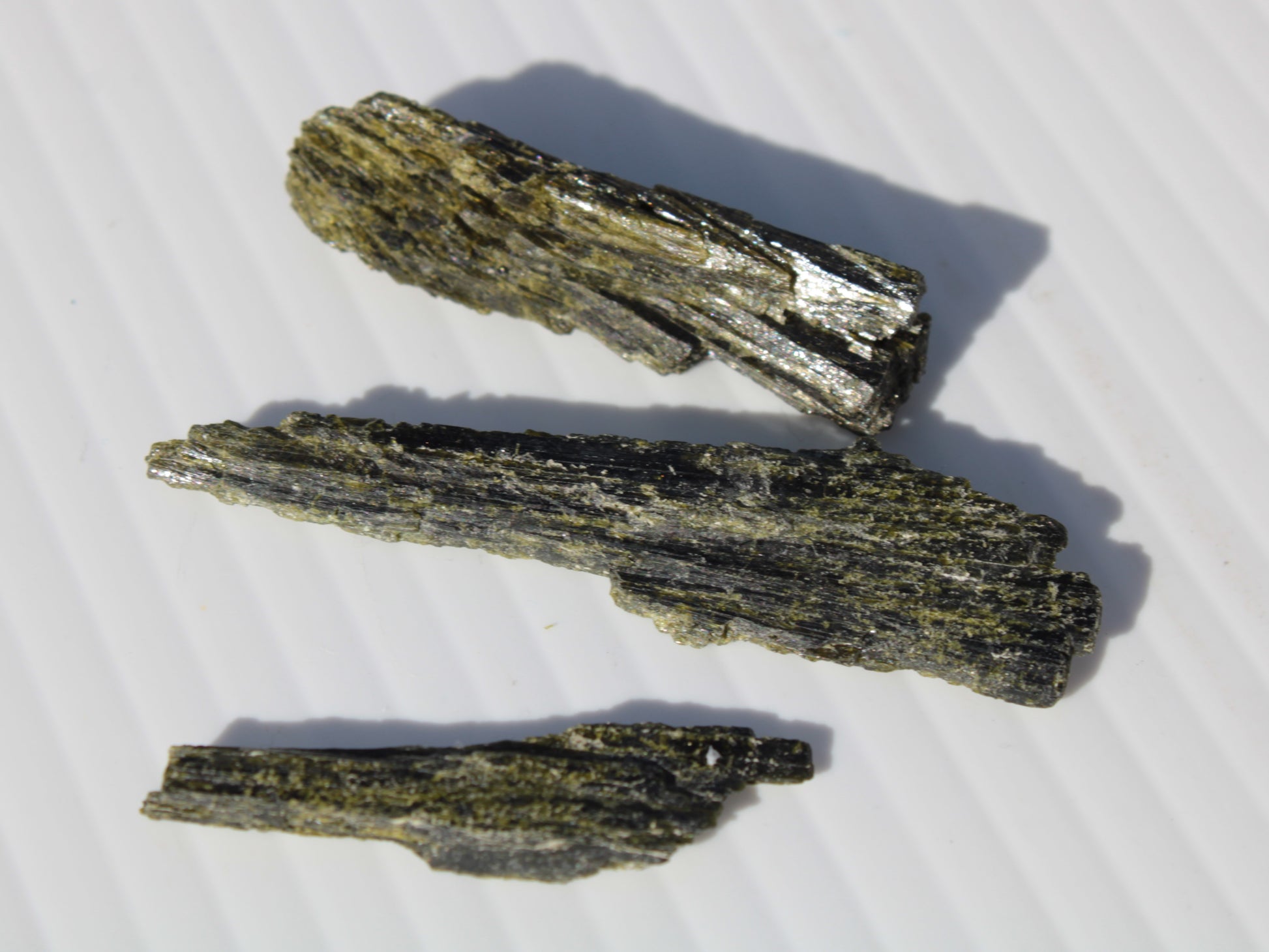 Long blade Epidote 3 crystals 69.7ct  13.9g Rocks and Things