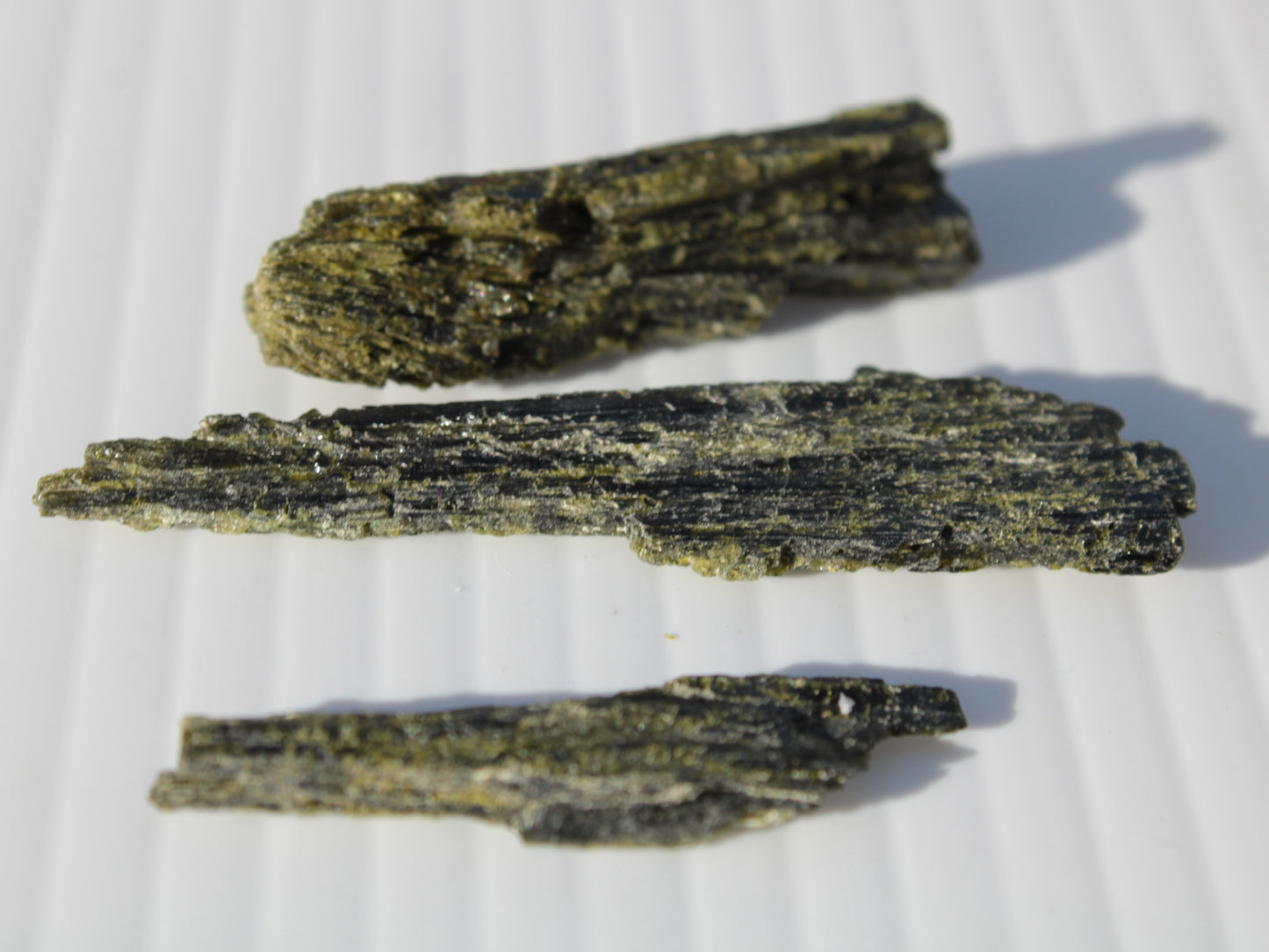 Long blade Epidote 3 crystals 69.7ct  13.9g Rocks and Things