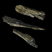 Long blade Epidote 3 crystals 69.7ct  13.9g in sunshine - Rocks and Things Store