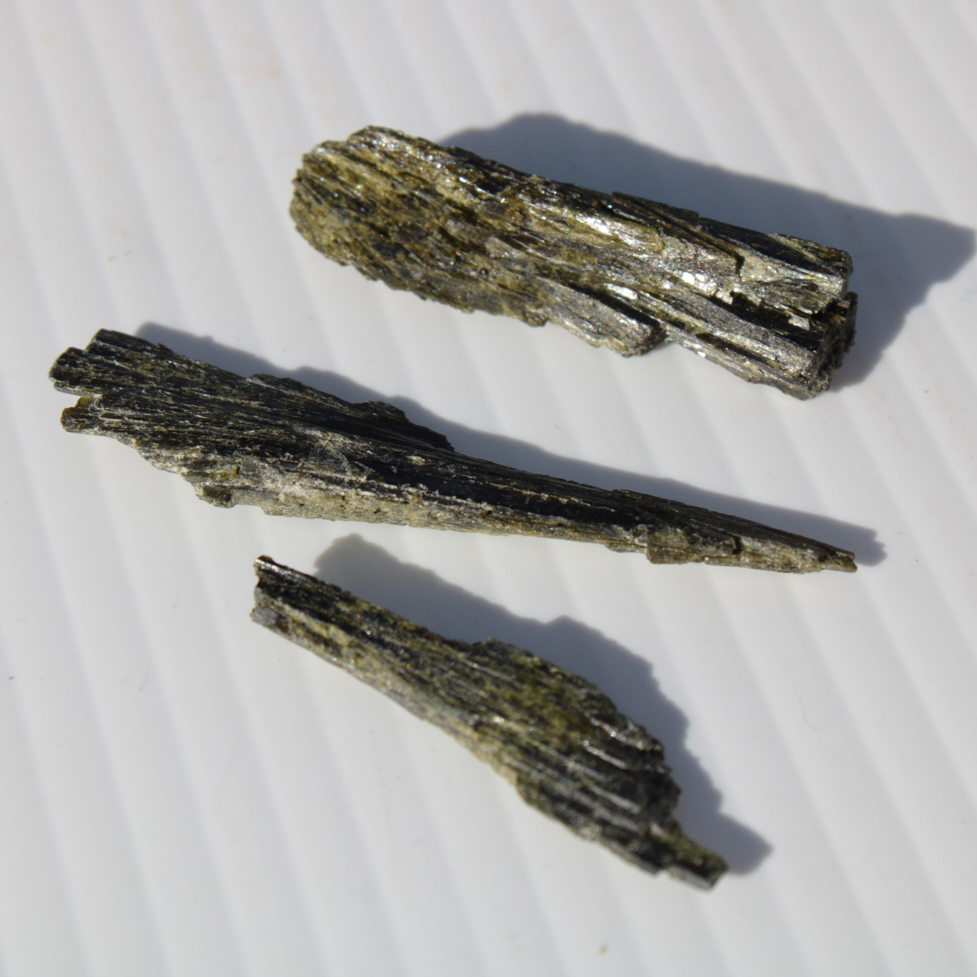 Long blade Epidote 3 crystals 69.7ct  13.9g Rocks and Things