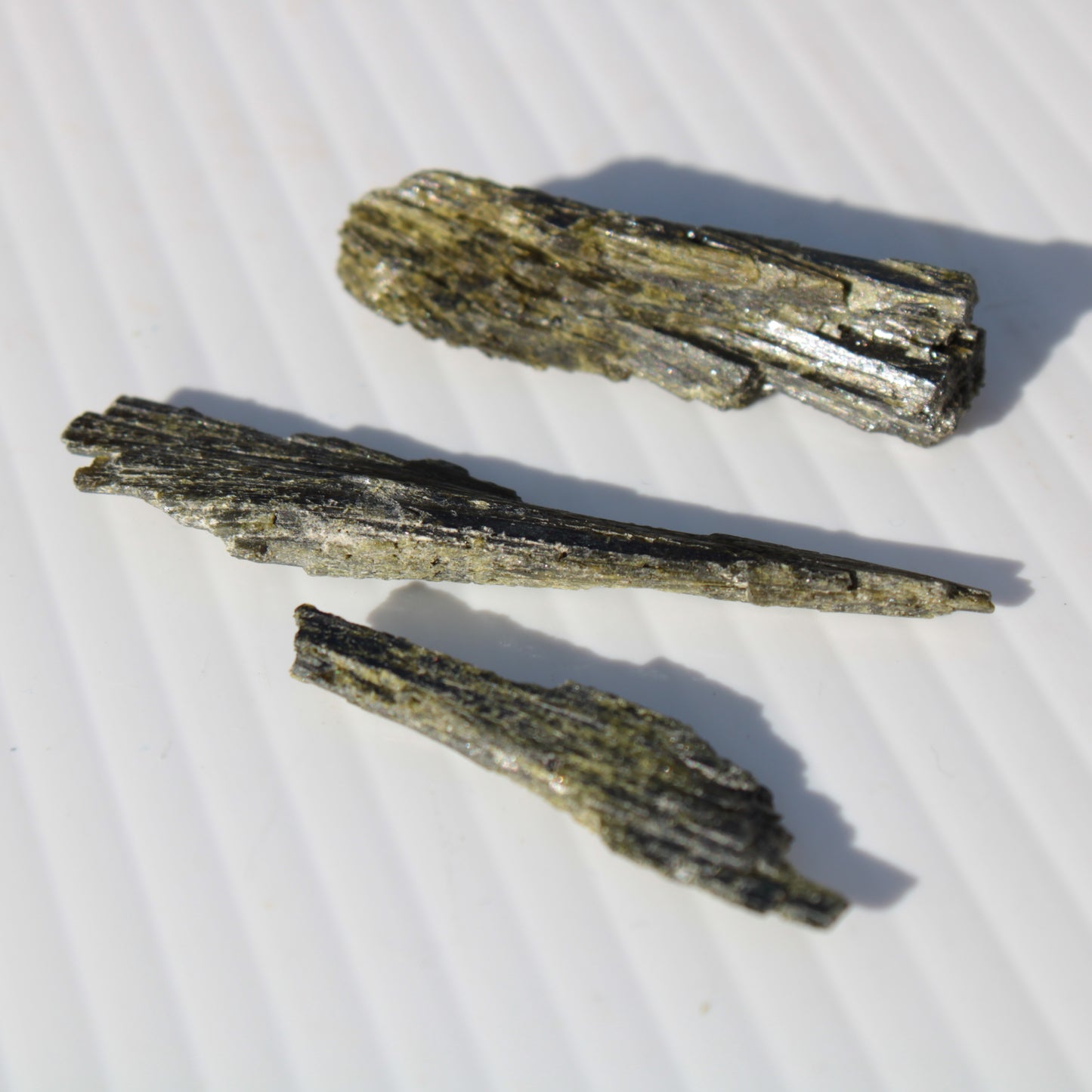 Long blade Epidote 3 crystals 69.7ct  13.9g Rocks and Things