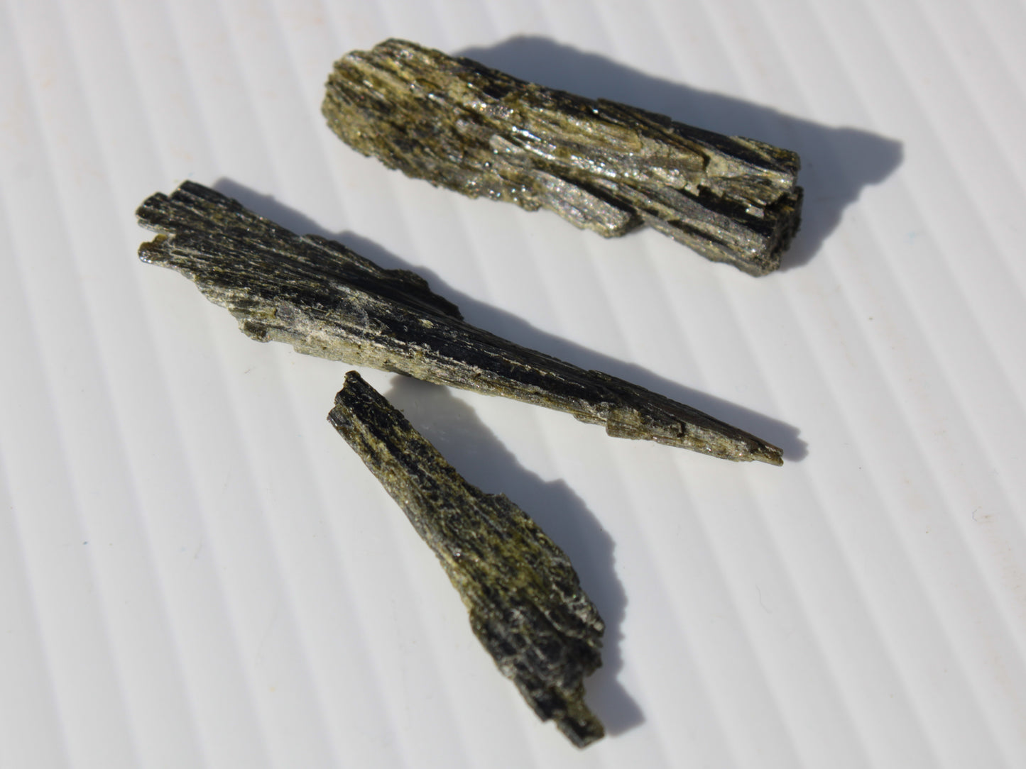 Long blade Epidote 3 crystals 69.7ct  13.9g Rocks and Things