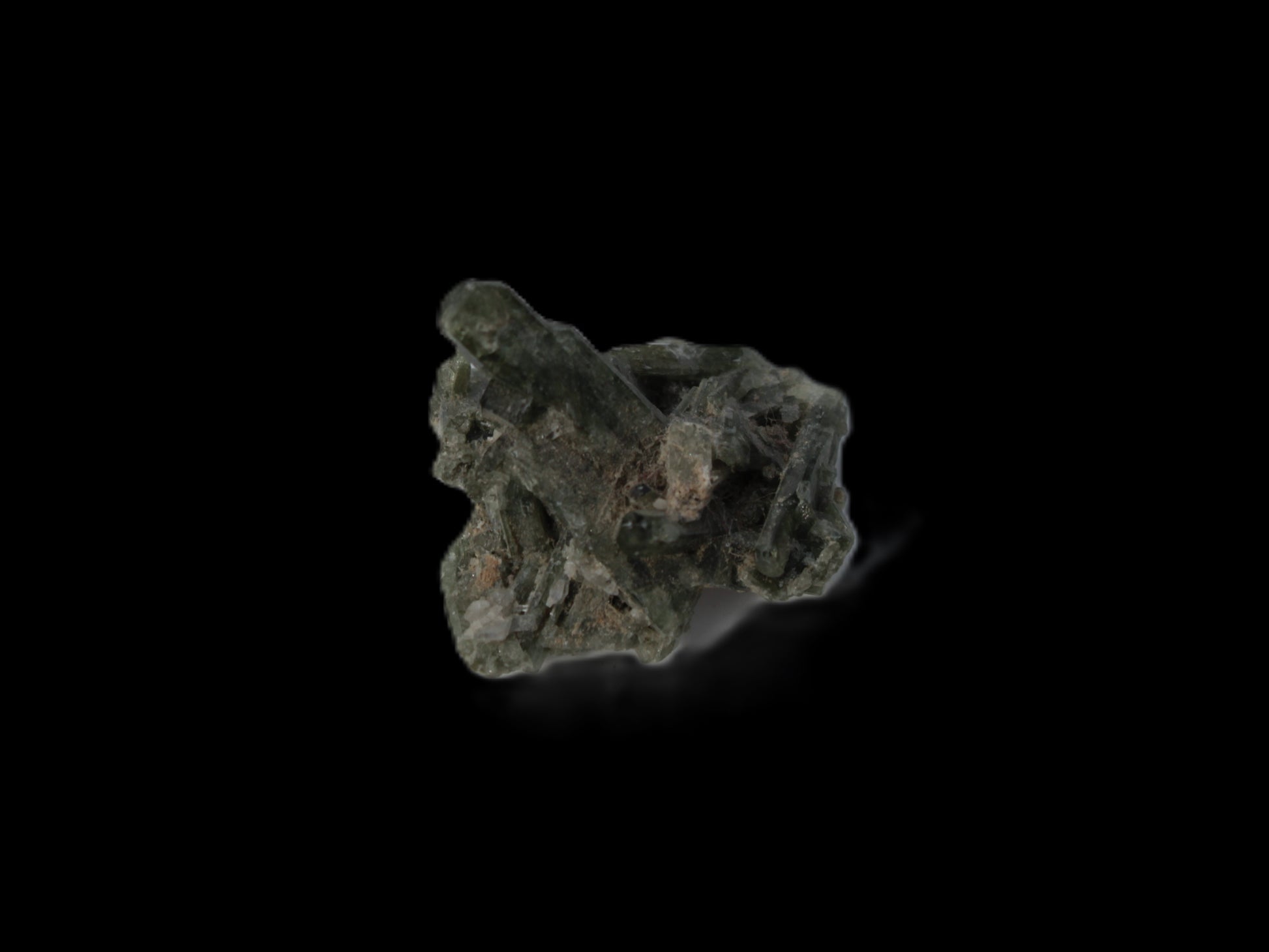 Tiny green Epidote cluster 11ct 2.2g Rocks and Things