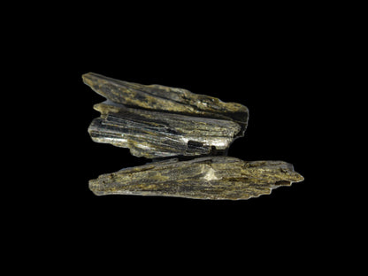 Epidote 3 crystals 30-38mm  33.9ct  6.8g Rocks and Things