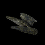 Epidote 3 crystals 30-38mm 33.9ct  6.8g in sunlight - Rocks and Things Store