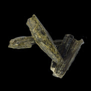 Epidote 3 crystals 30-38mm 33.9ct  6.8g in sunlight - Rocks and Things Store