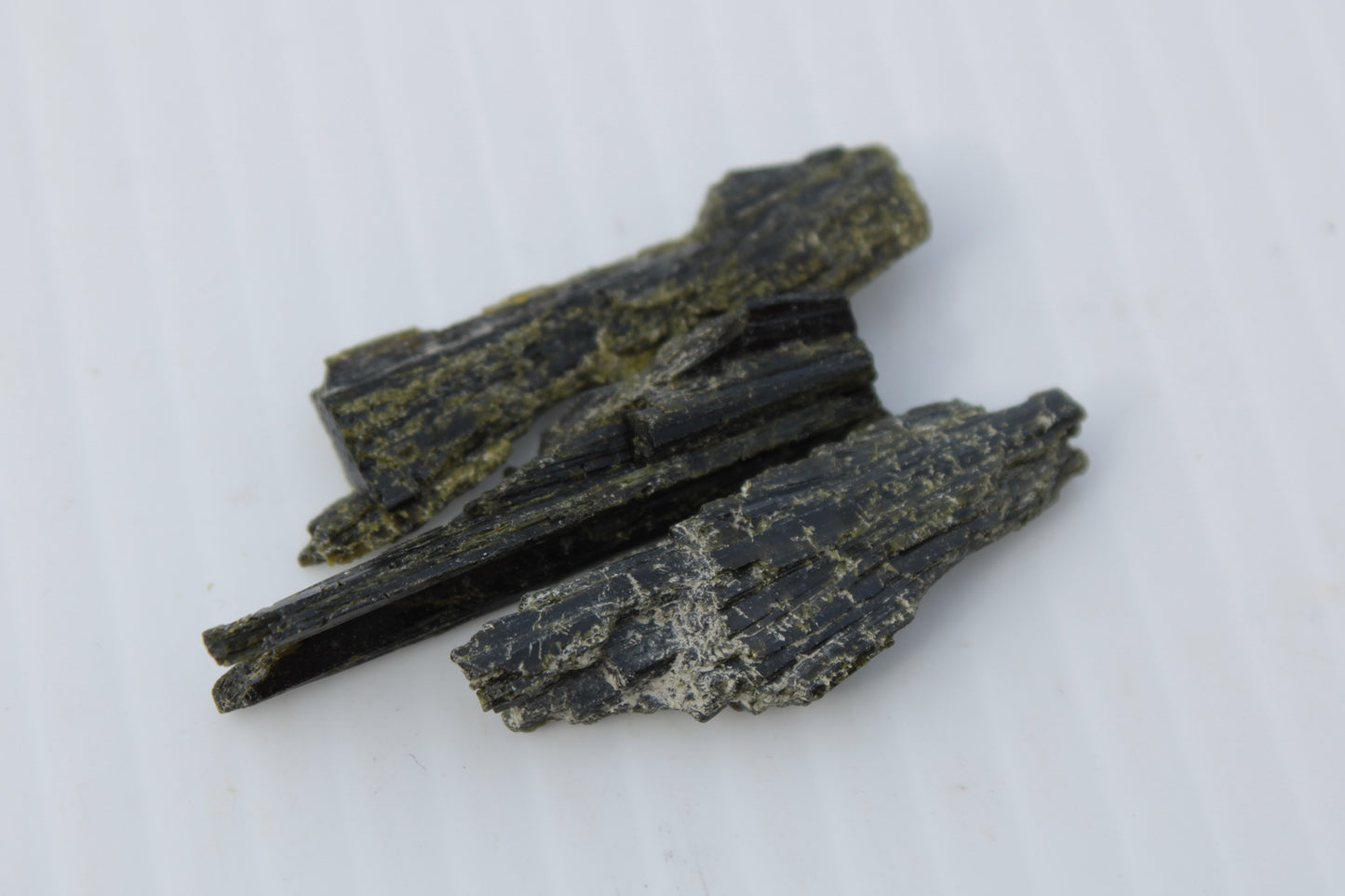 Epidote 3 crystals 38mm  47.1ct  9.4g Rocks and Things