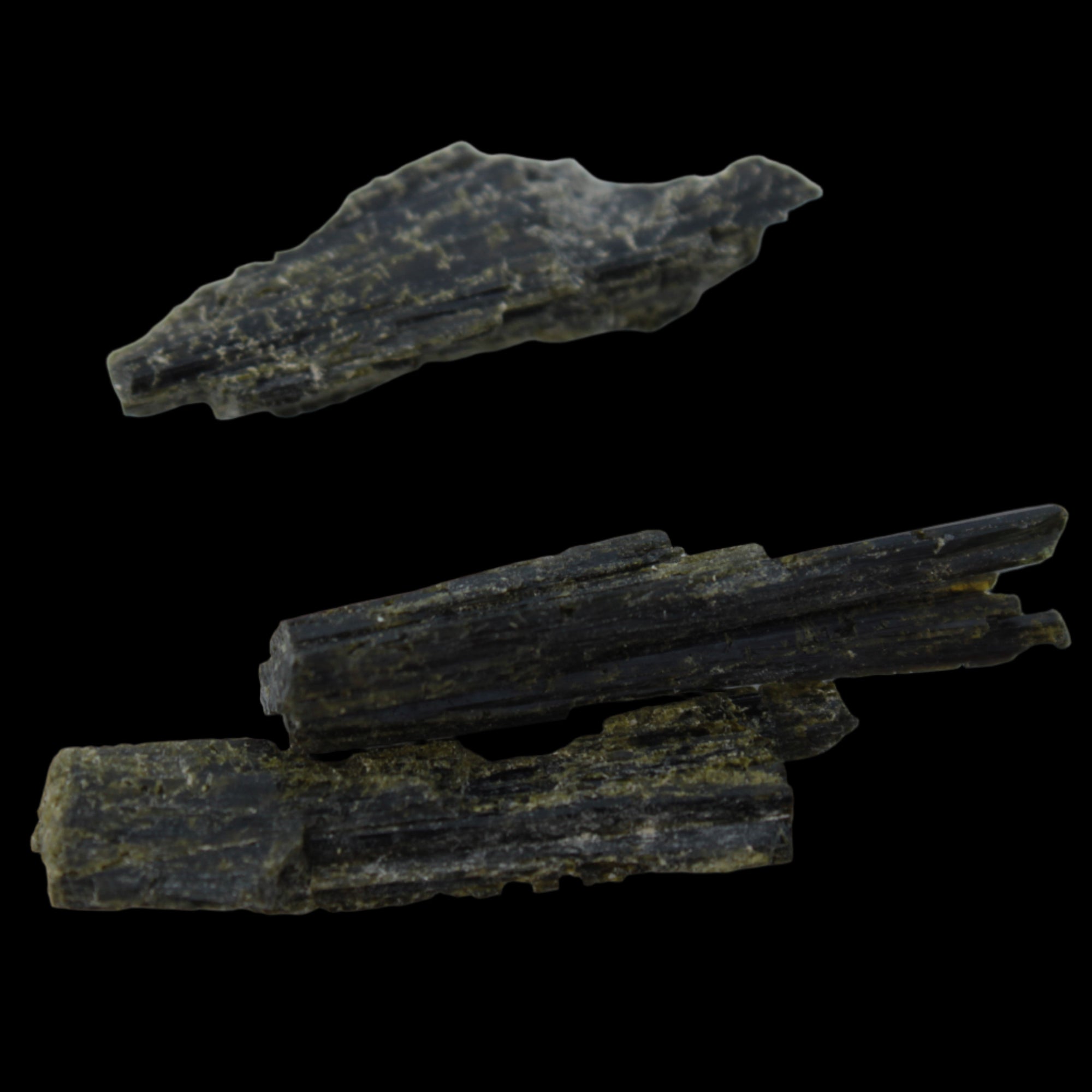 Epidote 3 crystals 38mm 47.1ct 9.4g in sunlight - Rocks and Things Store