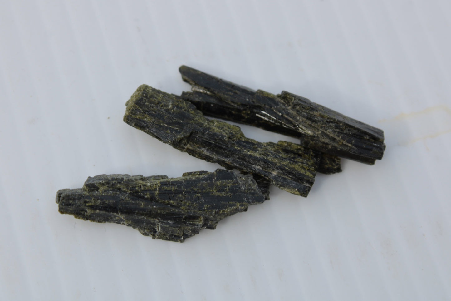 Epidote 3 crystals 38mm  47.1ct  9.4g Rocks and Things