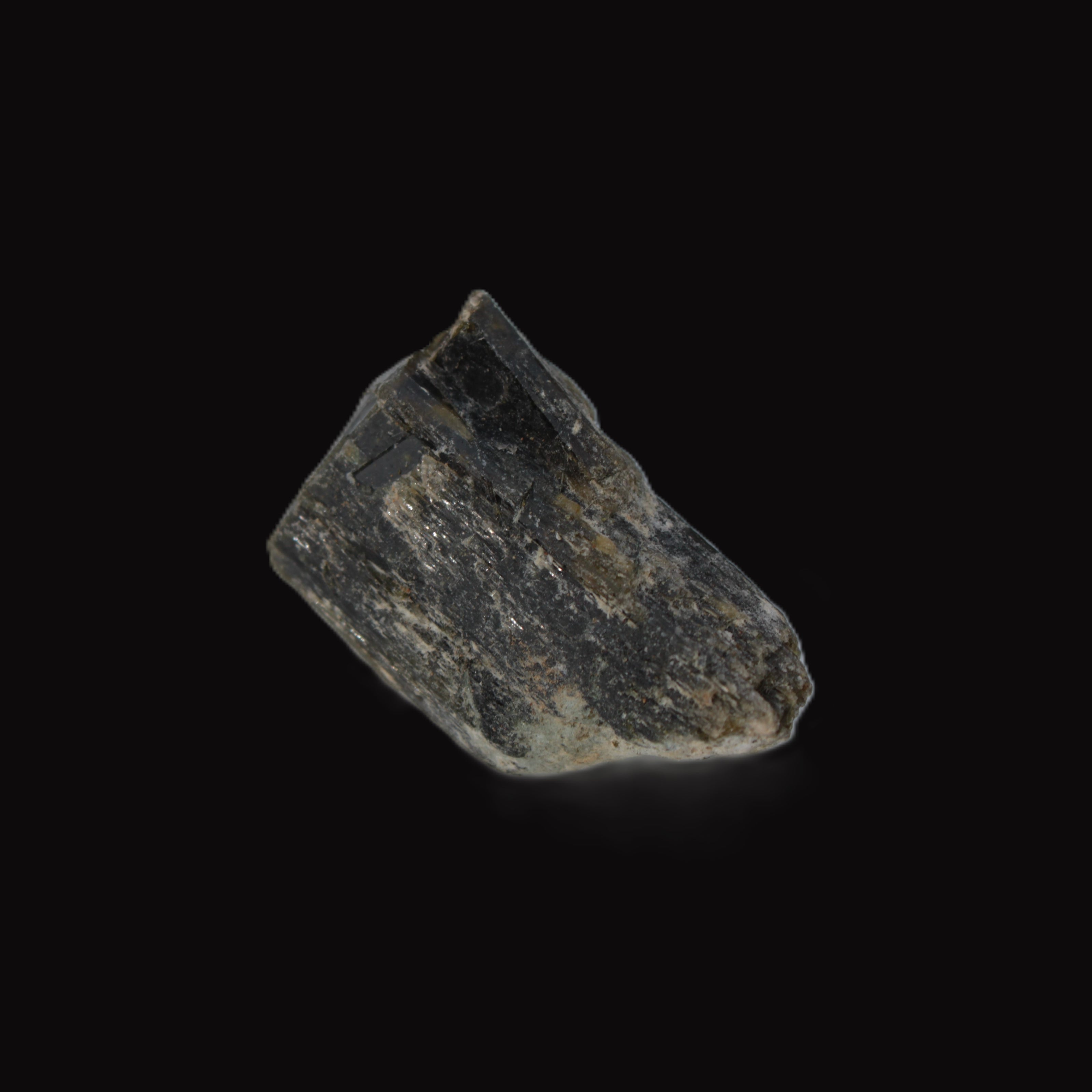 Epidote crystal 52.4ct 10.5g in sunlight - Rocks and Things Store